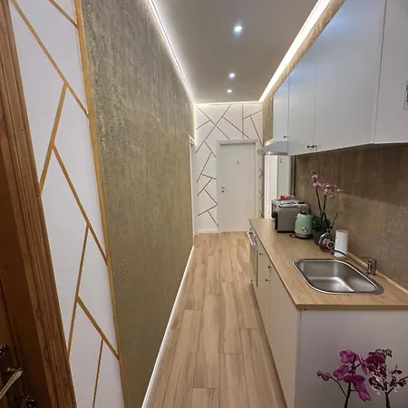 Golden House